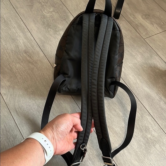 HOST PICK ⭐️ COACH Signature Brown Black Mini Charlie Backpack F25909 - Picture 16 of 16